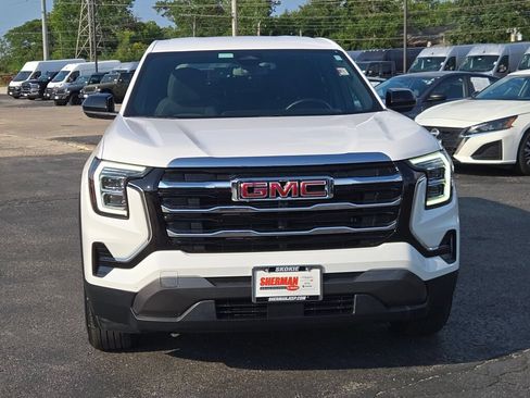 Used 2025 GMC Terrain Elevation AWD/4WD image 4
