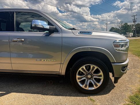 Used 2022 RAM 1500 Limited AWD/4WD image 7