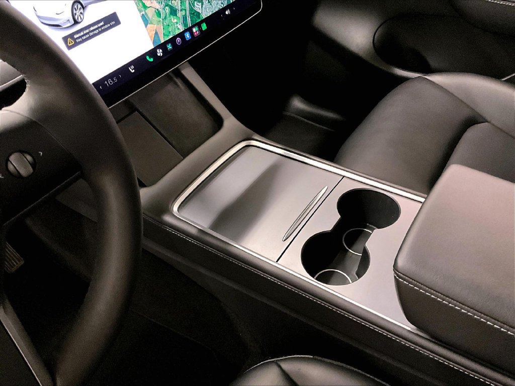 Used 2021 Tesla Model Y Long Range AWD/4WD image 17