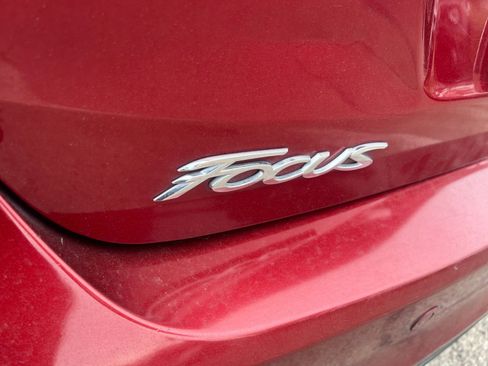 Used 2017 Ford Focus SEL image 23