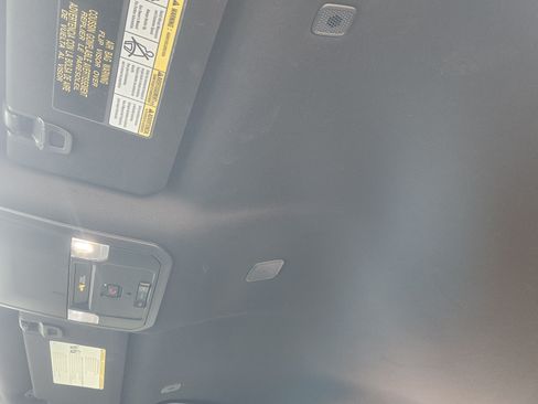 Used 2024 Toyota Tacoma TRD Sport RWD image 19