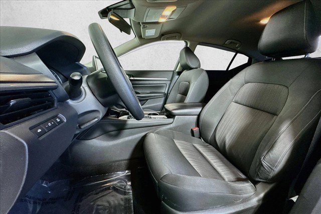 Used 2023 Nissan Altima 2.5 SV AWD/4WD image 18