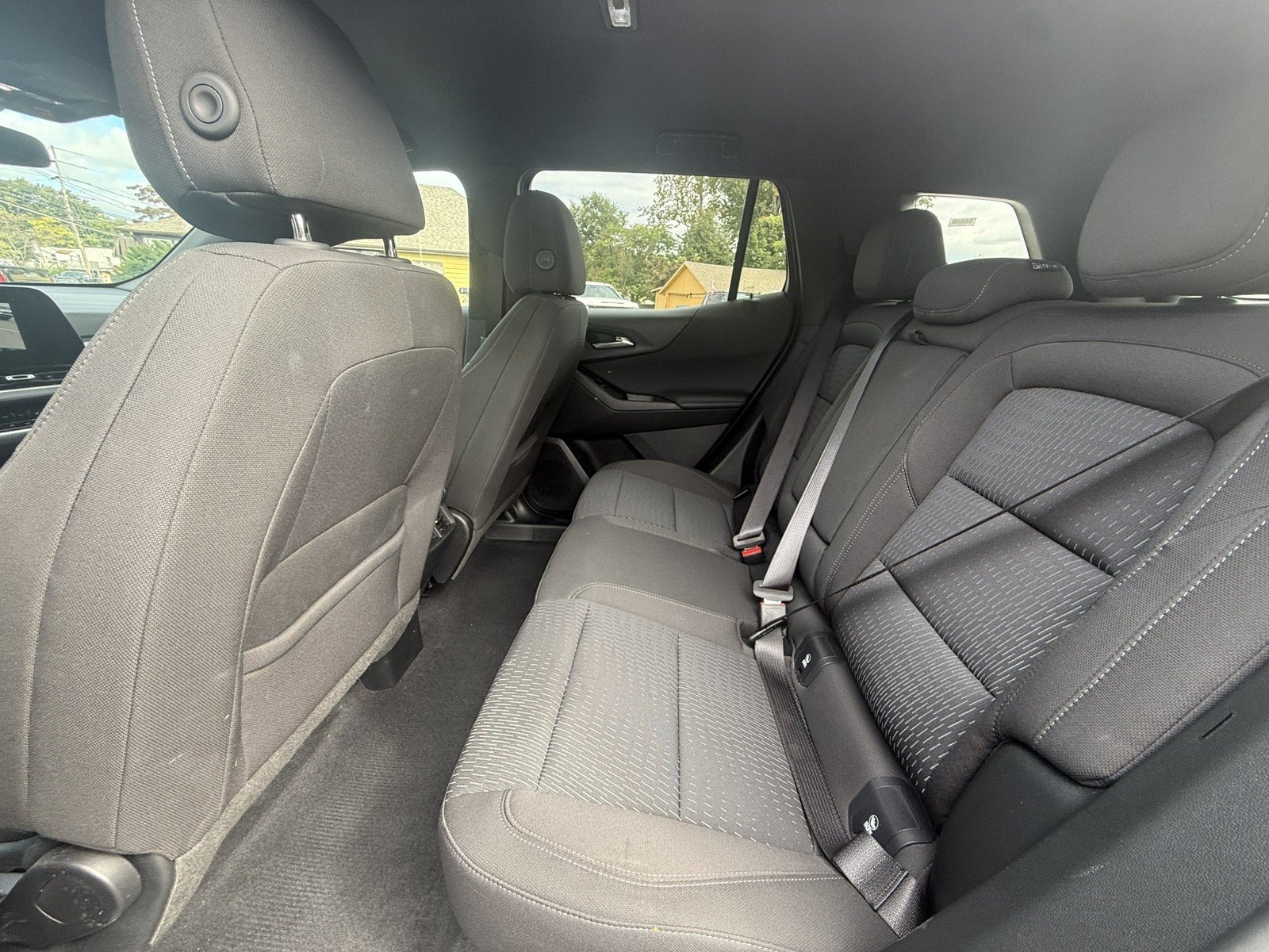 Used 2026 Chevrolet Equinox LT FWD image 24