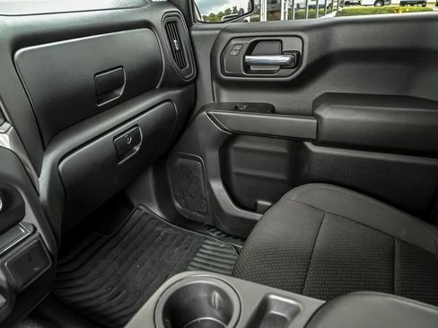 Used 2020 Chevrolet Silverado 1500 Custom Trail Boss w/ Custom Convenience Package AWD/4WD image 22