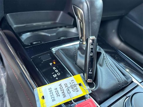 Used 2024 MAZDA CX-30 AWD 2.5 S w/ Preferred Package image 32