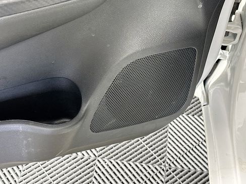 Certified 2025 Nissan Versa SR w/ Trunk Package FWD image 25