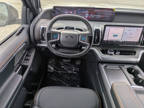 New 2025 Ford Expedition Tremor image 15