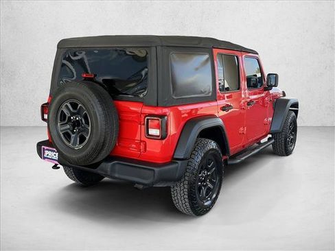 Used 2018 Jeep Wrangler Unlimited Sport AWD/4WD image 6