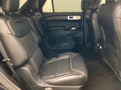 Used 2021 Ford Explorer ST w/ Equipment Group 401A AWD/4WD image 19