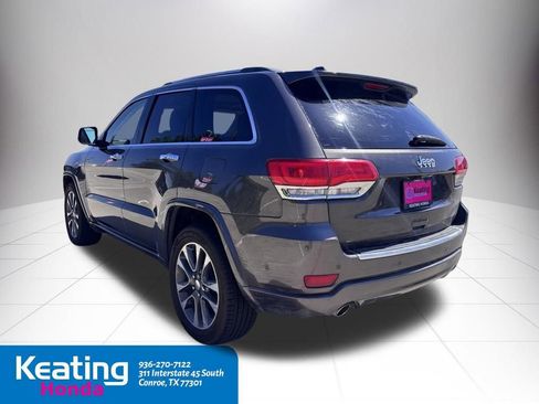 Used 2018 Jeep Grand Cherokee Overland RWD image 9