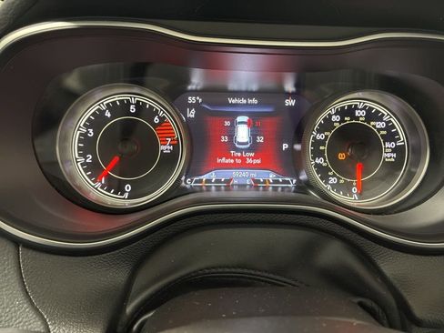 Used 2023 Jeep Cherokee Altitude Lux image 15