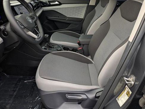 Used 2023 Volkswagen Taos S image 15