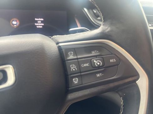 Used 2021 Jeep Grand Cherokee L Limited AWD/4WD image 21