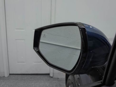 Used 2025 Kia Sportage SX Prestige image 12