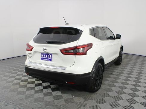 Used 2020 Nissan Rogue Sport S image 23