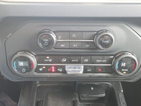 Used 2025 Ford Bronco Outer Banks image 29