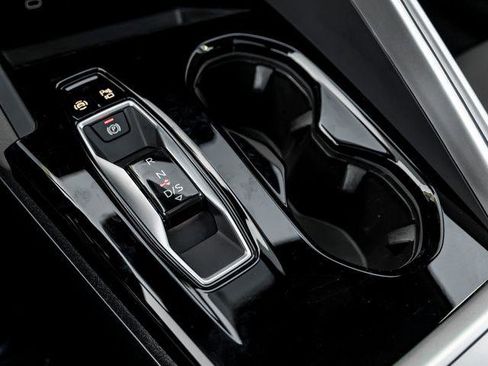 Certified 2025 Audi Q5 Premium Plus w/ Premium Plus AWD/4WD image 24