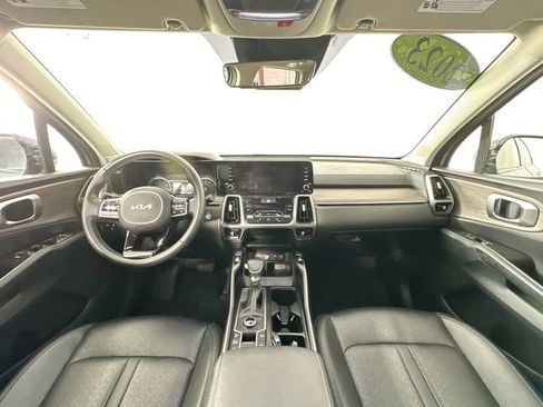 Used 2023 Kia Sorento X-Line EX image 3