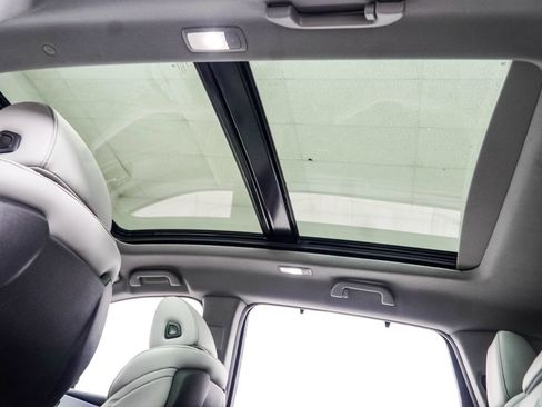 Used 2024 Acura MDX FWD w/ Technology Package image 40