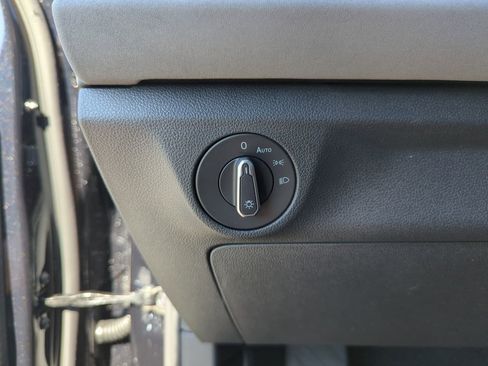 New 2026 Volkswagen Jetta SE image 35