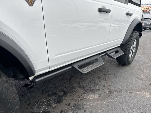 Used 2024 Ford Bronco Badlands AWD/4WD image 9