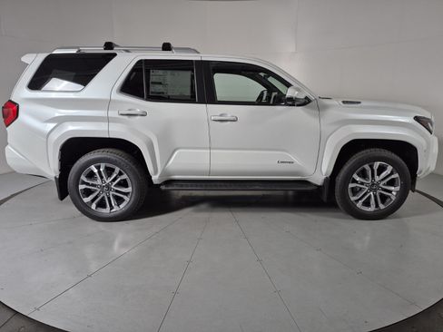 New 2026 Toyota 4Runner Limited AWD/4WD image 5