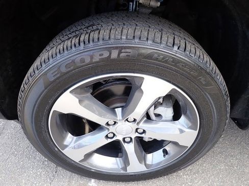 Certified 2025 Jeep Grand Cherokee Limited w/ Trailer Tow Package image 11