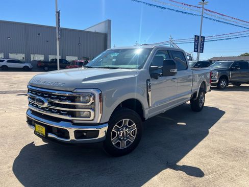 New 2026 Ford F350 Lariat RWD image 7