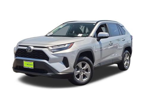 Used 2024 Toyota RAV4 XLE AWD/4WD image 1