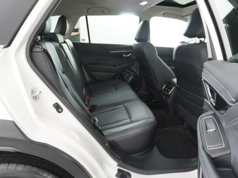 Certified 2024 Subaru Outback Limited XT AWD/4WD image 37
