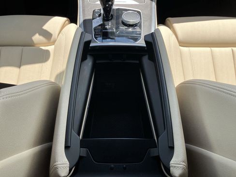 Used 2022 BMW X5 sDrive40i w/ Premium Package RWD image 19