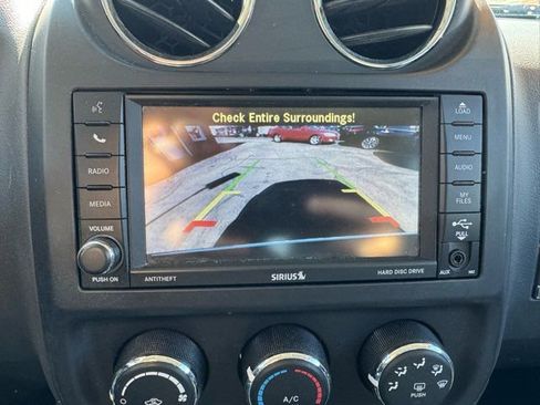 Used 2017 Jeep Patriot High Altitude image 16