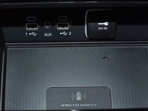 New 2025 Jeep Grand Cherokee Altitude image 18