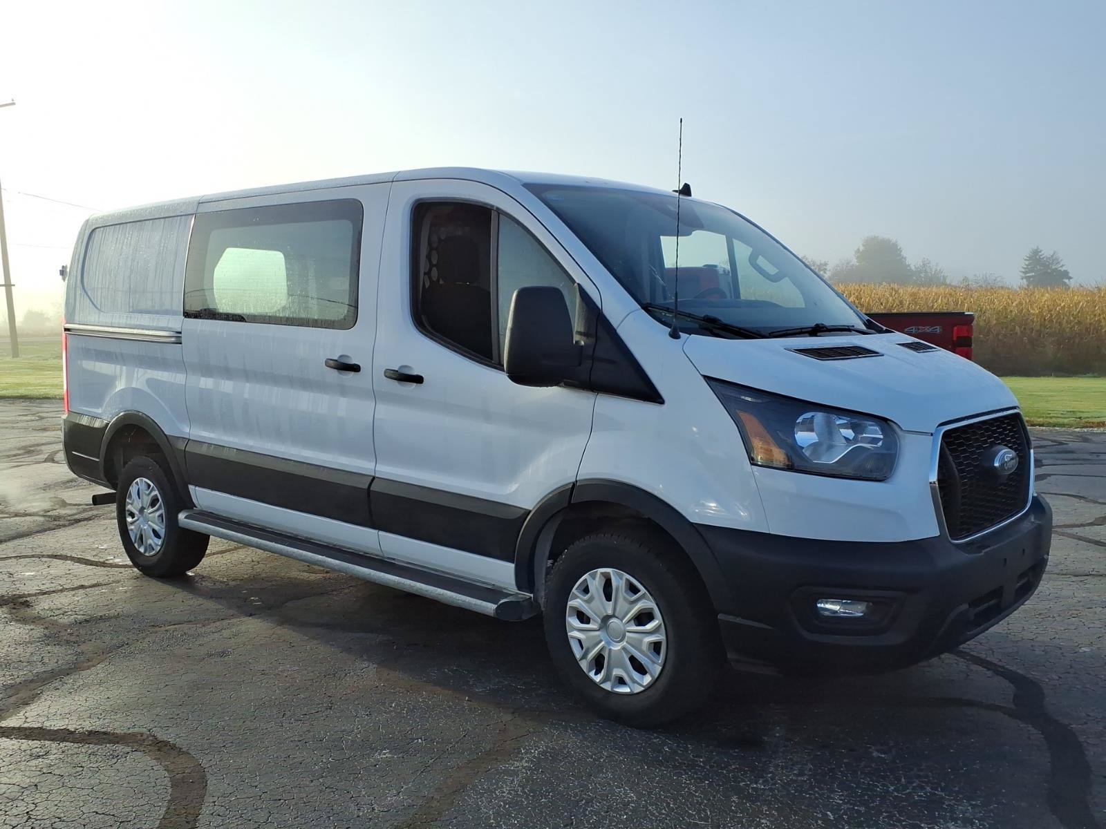 Used 2025 Ford Transit 250 Low Roof w/ Exterior Upgrade Package RWD image 7