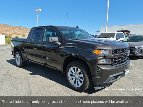Used 2021 Chevrolet Silverado 1500 Custom RWD image 3