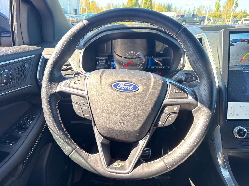 Used 2022 Ford Edge ST AWD/4WD image 21