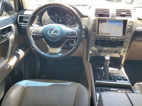 Used 2020 Lexus GX 460 Premium AWD/4WD image 16