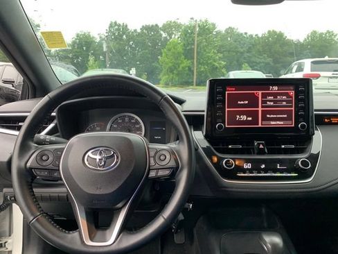 Used 2020 Toyota Corolla SE FWD image 25