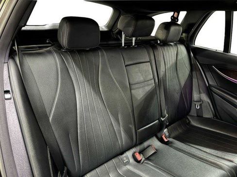 Used 2017 Mercedes-Benz E 400 4MATIC Wagon image 58
