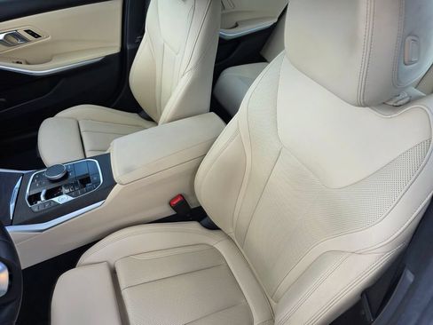 Certified 2024 BMW 330i Sedan w/ Convenience Package RWD image 10