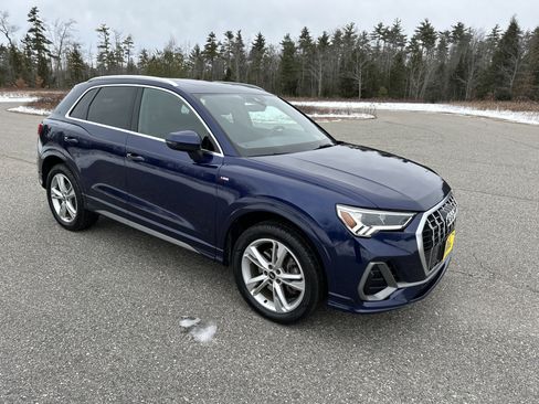 Used 2021 Audi Q3 2.0T Premium Plus w/ Premium Plus Package image 3