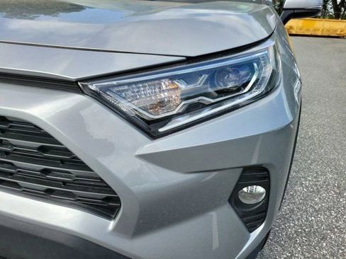 Used 2021 Toyota RAV4 XLE AWD/4WD image 16