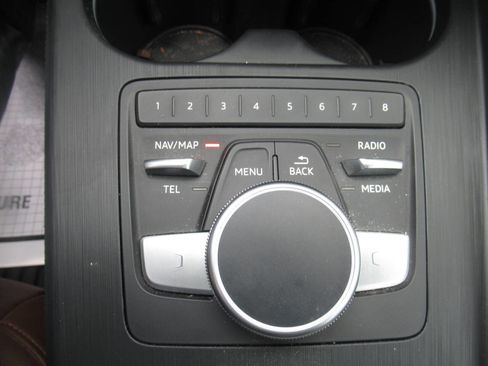 Used 2019 Audi A4 2.0T Premium Plus w/ Premium Plus Package image 24