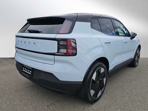 New 2026 Volvo EX30 Ultra w/ Protection Package Premier image 9