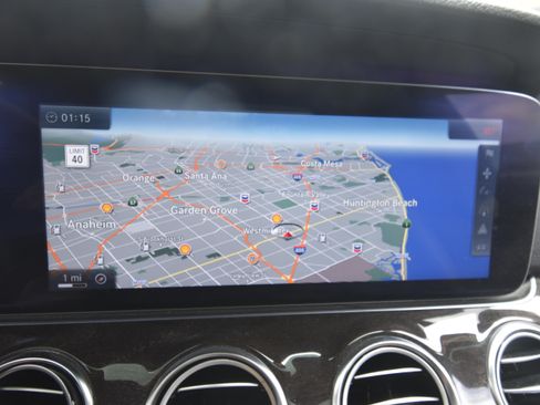 Used 2017 Mercedes-Benz E 300 image 13