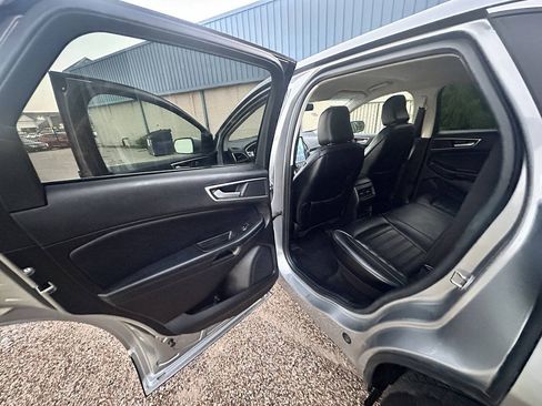 Used 2021 Ford Edge SEL FWD image 44