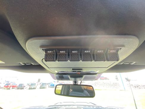 Used 2023 Ford F150 Raptor w/ Raptor Carbon Fibre Package AWD/4WD image 23