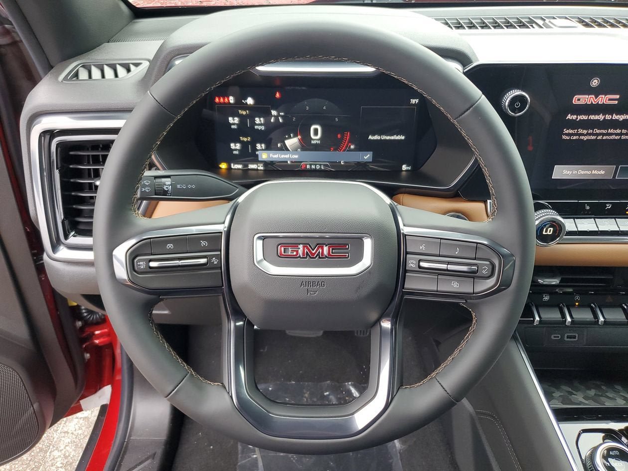 New 2026 GMC Canyon AT4 AWD/4WD image 21