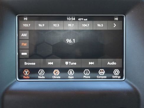 Used 2020 Jeep Grand Cherokee Laredo image 19