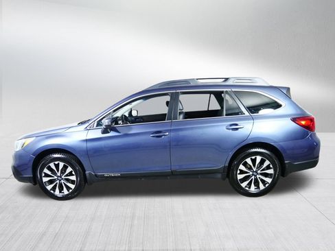 Used 2016 Subaru Outback 2.5i Limited image 4